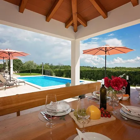 Casa de Férias Muskovic By Interhome Tinjan