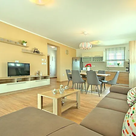 Casa de Férias Muskovic By Interhome Tinjan